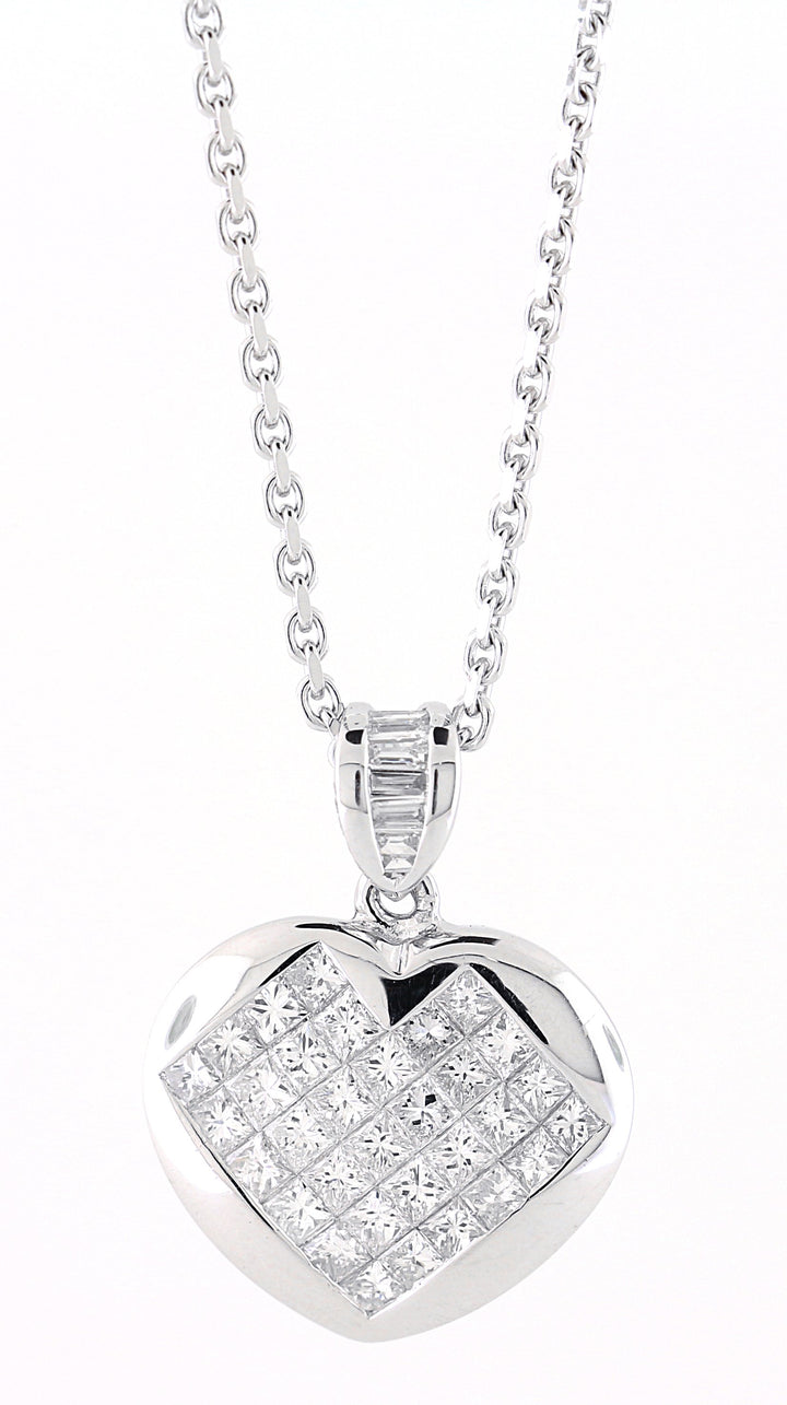 18kt White Gold Diamond Heart Pendant