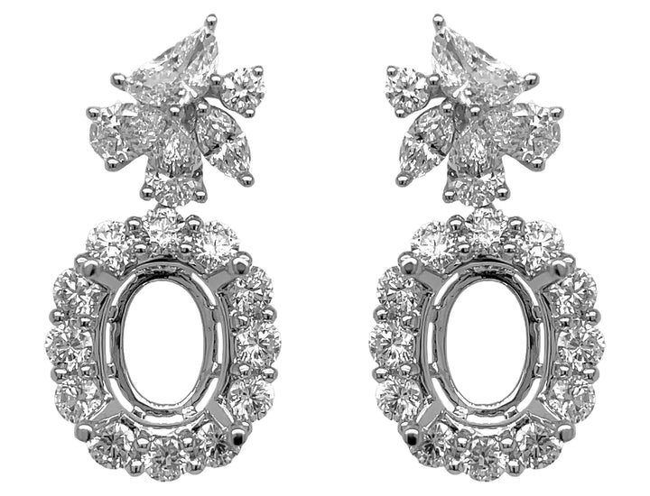 18kt White Gold Diamond Dangling Earring mount.