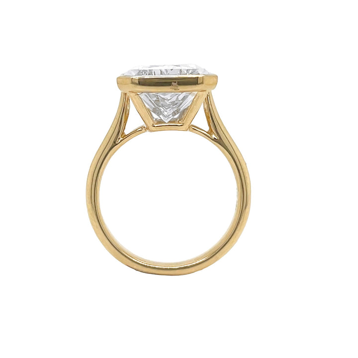 14kt Yellow Gold Lab Dimond Ring