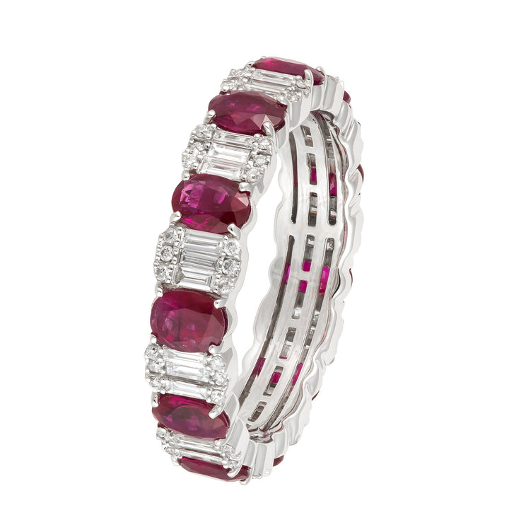 18kt White Gold Diamond And Ruby Band