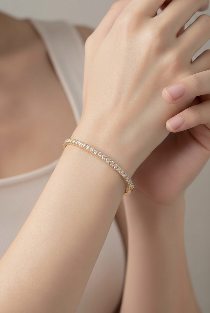 14kt Yellow Gold Lab Diamond Bangle