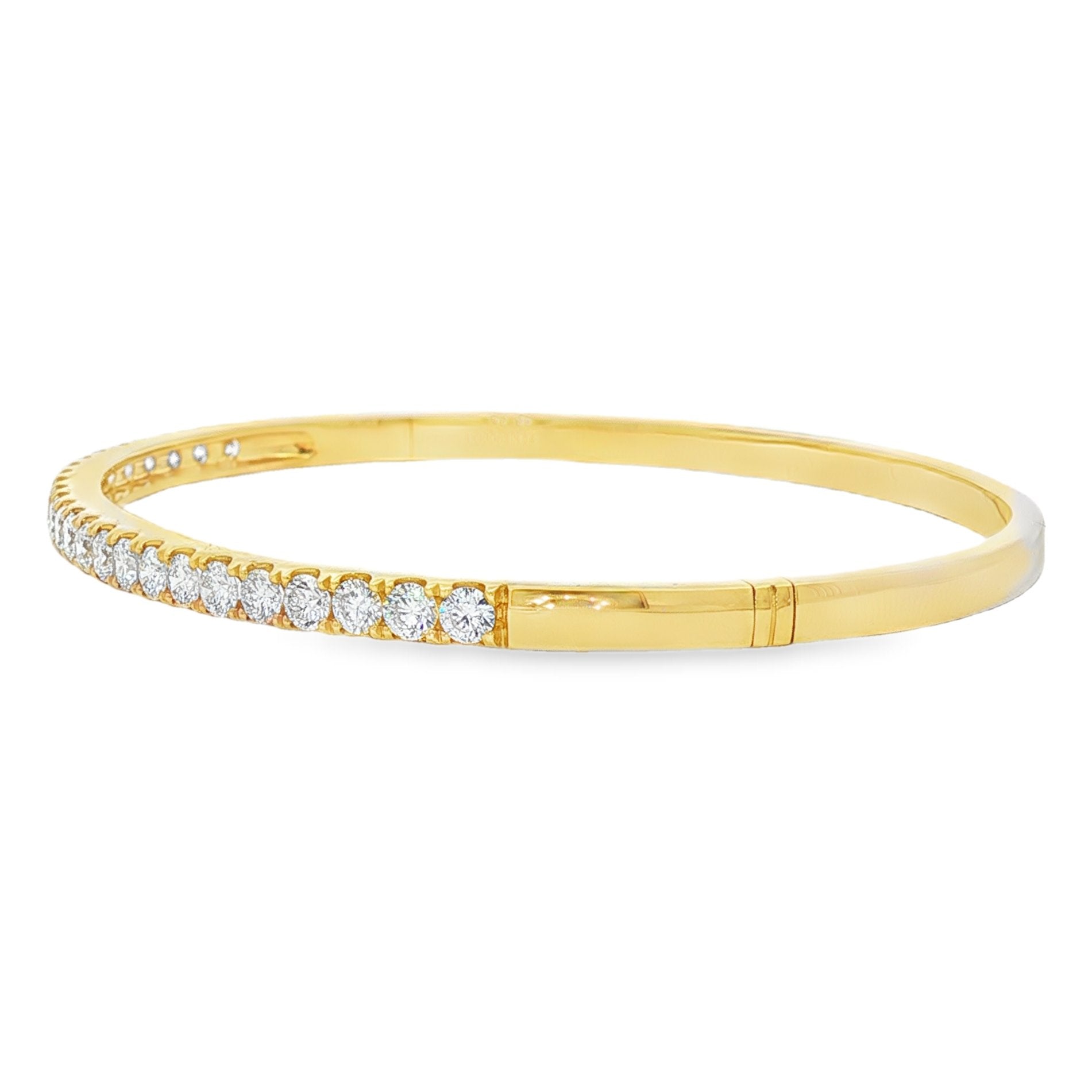14kt Yellow Gold Lab Diamond Bangle