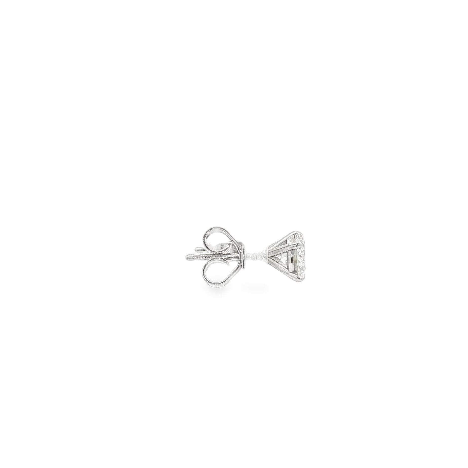 18kt White Gold Diamond Studs