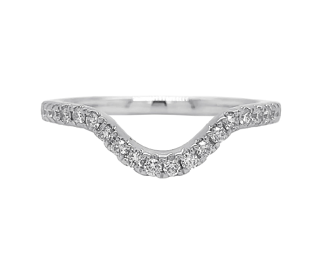18kt White Gold Diamond Band
