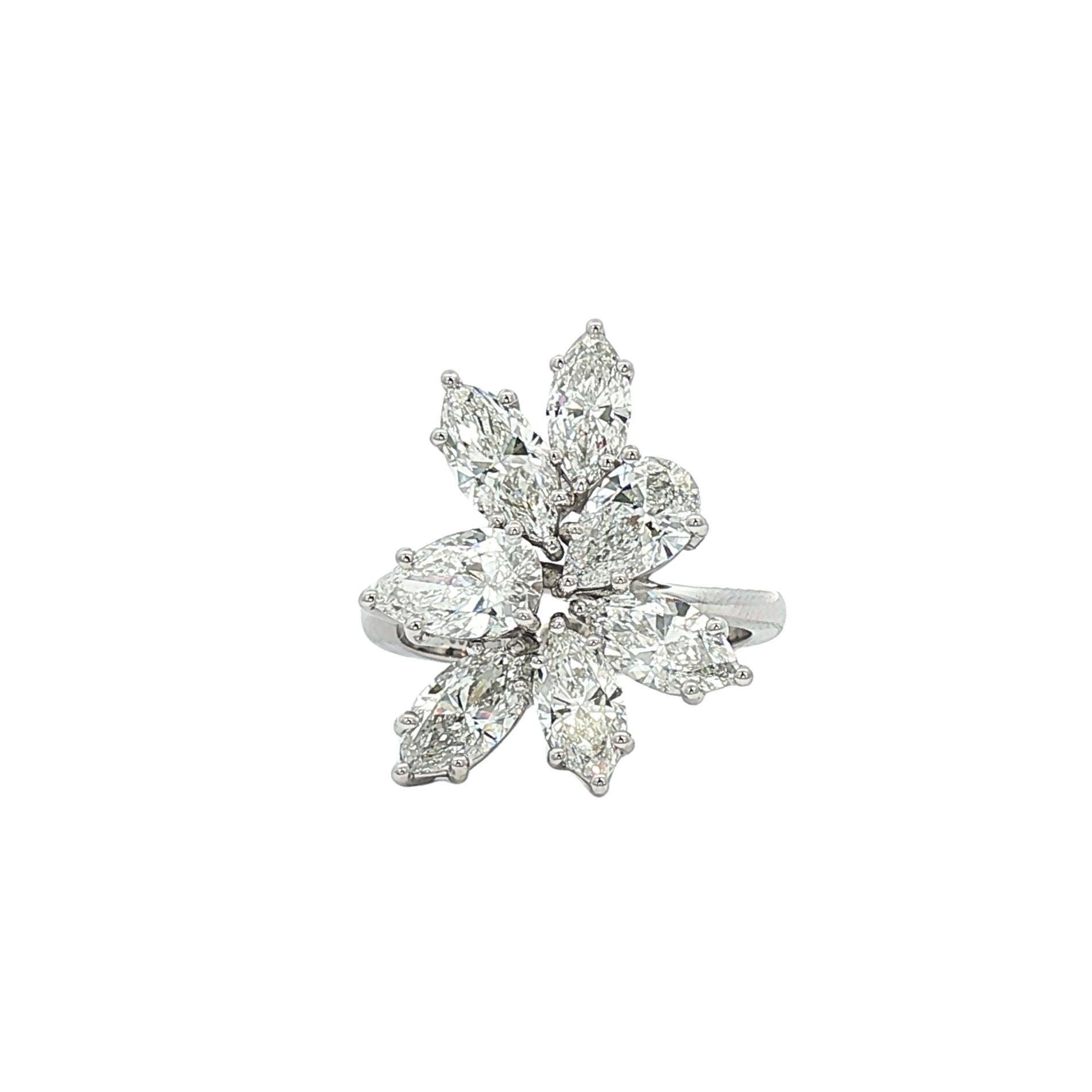 18kt White Gold Lab Diamond Ring