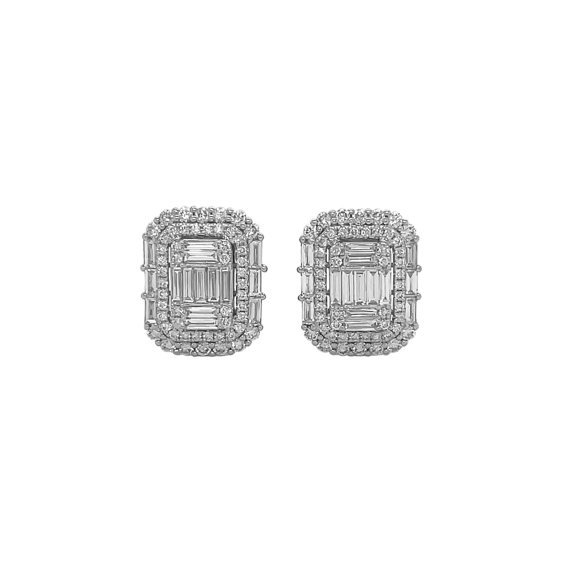 18kt White Gold Diamond Studs