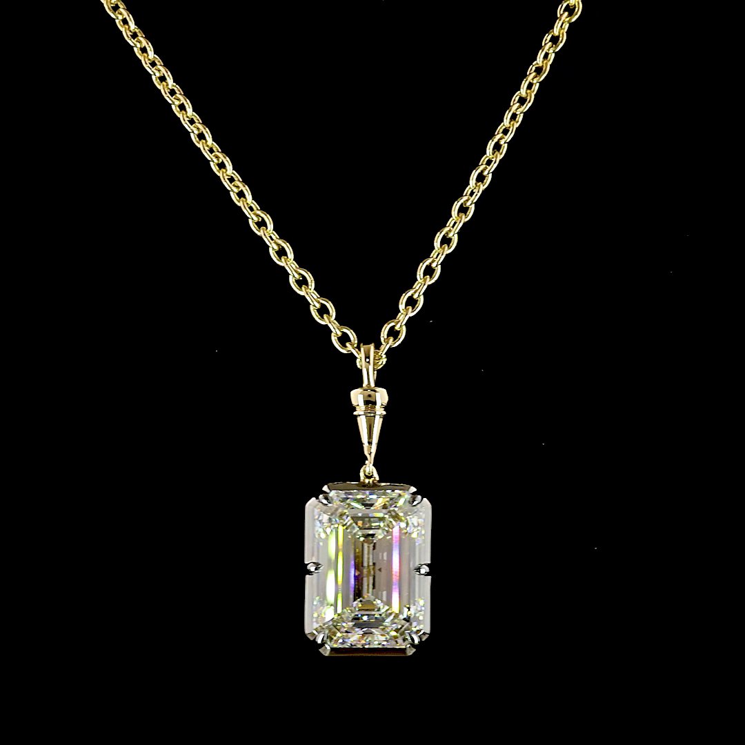 14kt Yellow Gold Lab Diamond Pendant