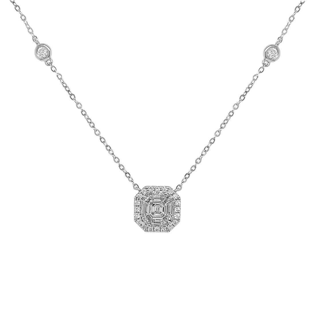 18kt White Gold Diamond Pendant