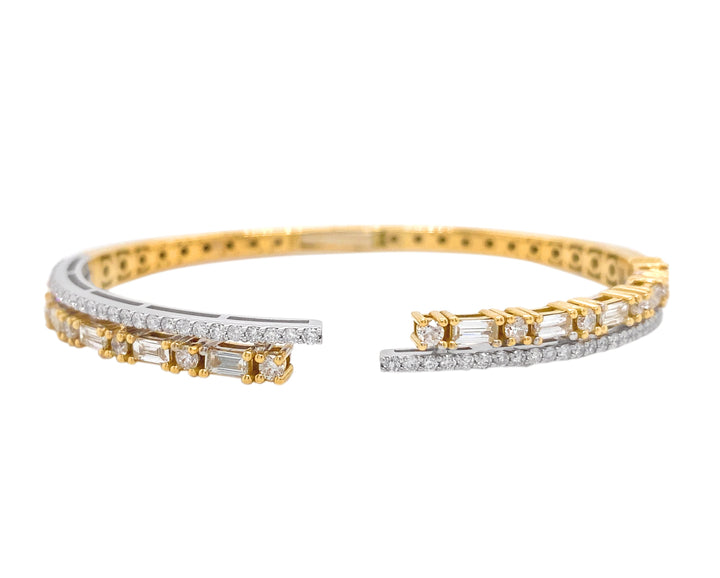 18kt Yellow Gold Diamond Bangle