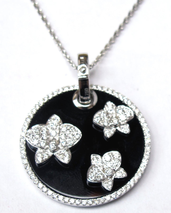 18kt White Gold Diamond Pendant