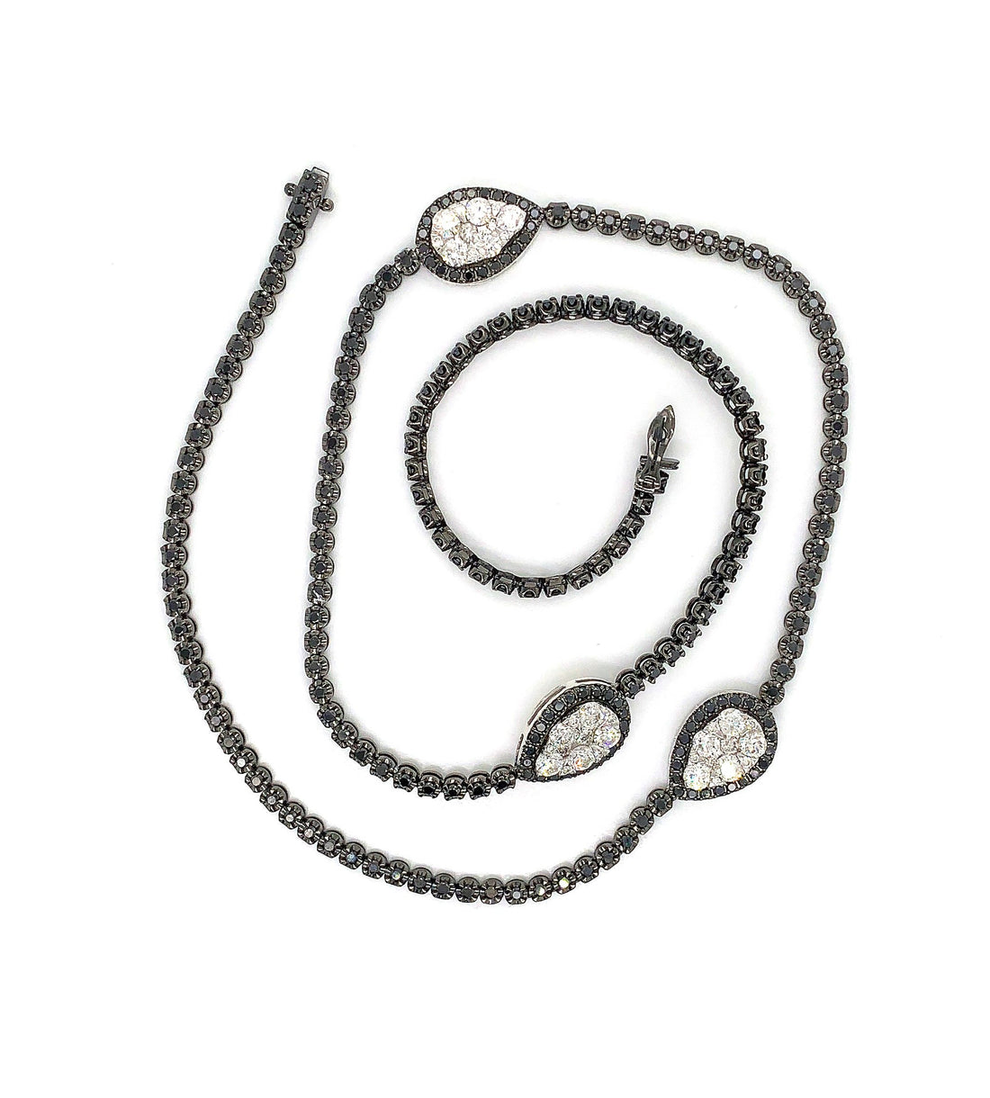18kt Black And White Gold Diamond Necklace