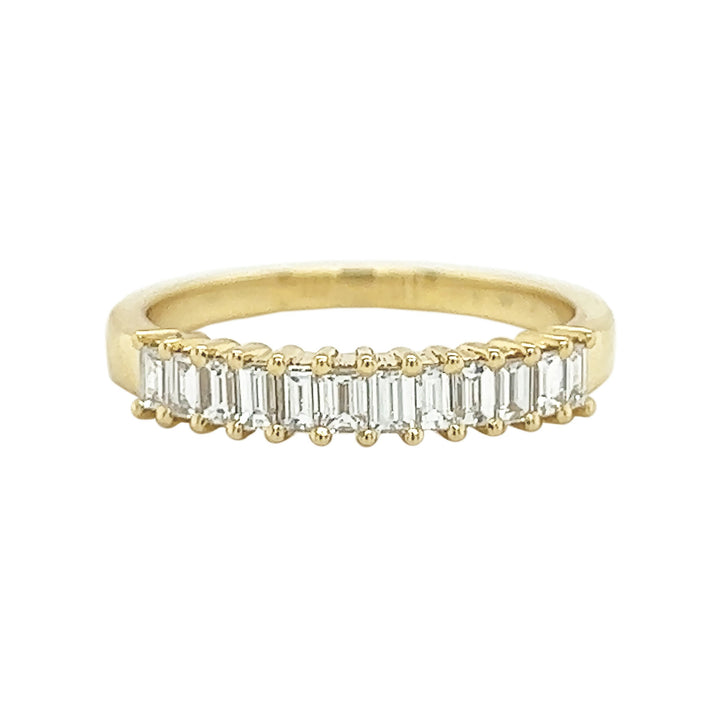 18kt Yellow Gold Diamond Band