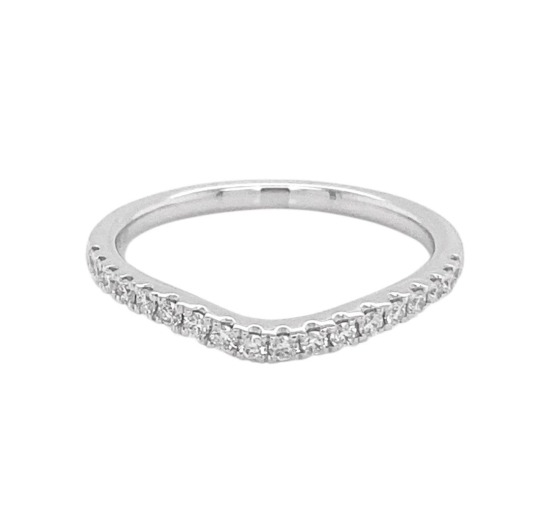 18kt White Gold Diamond Band
