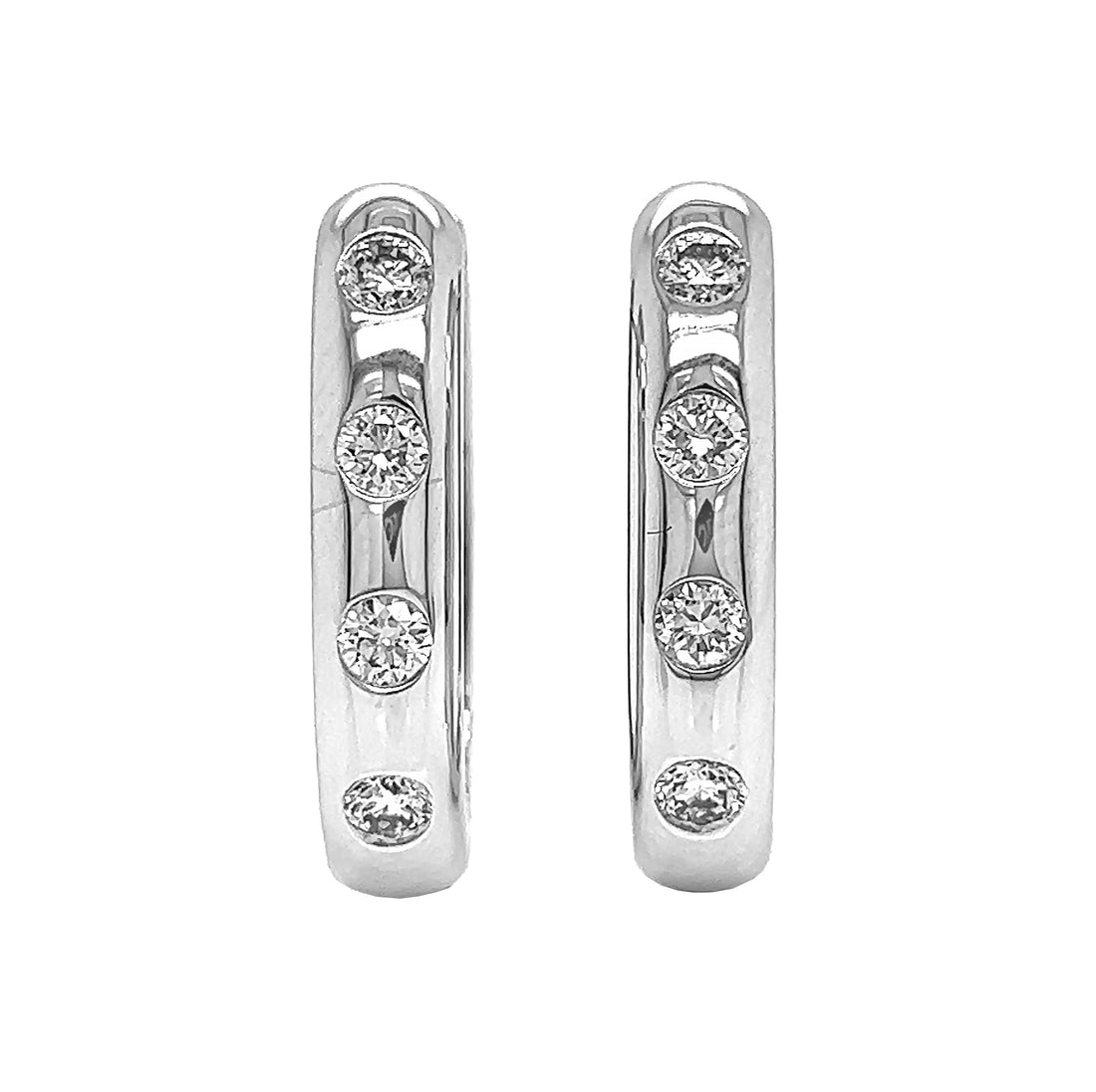 18kt White Gold Diamond Earrings