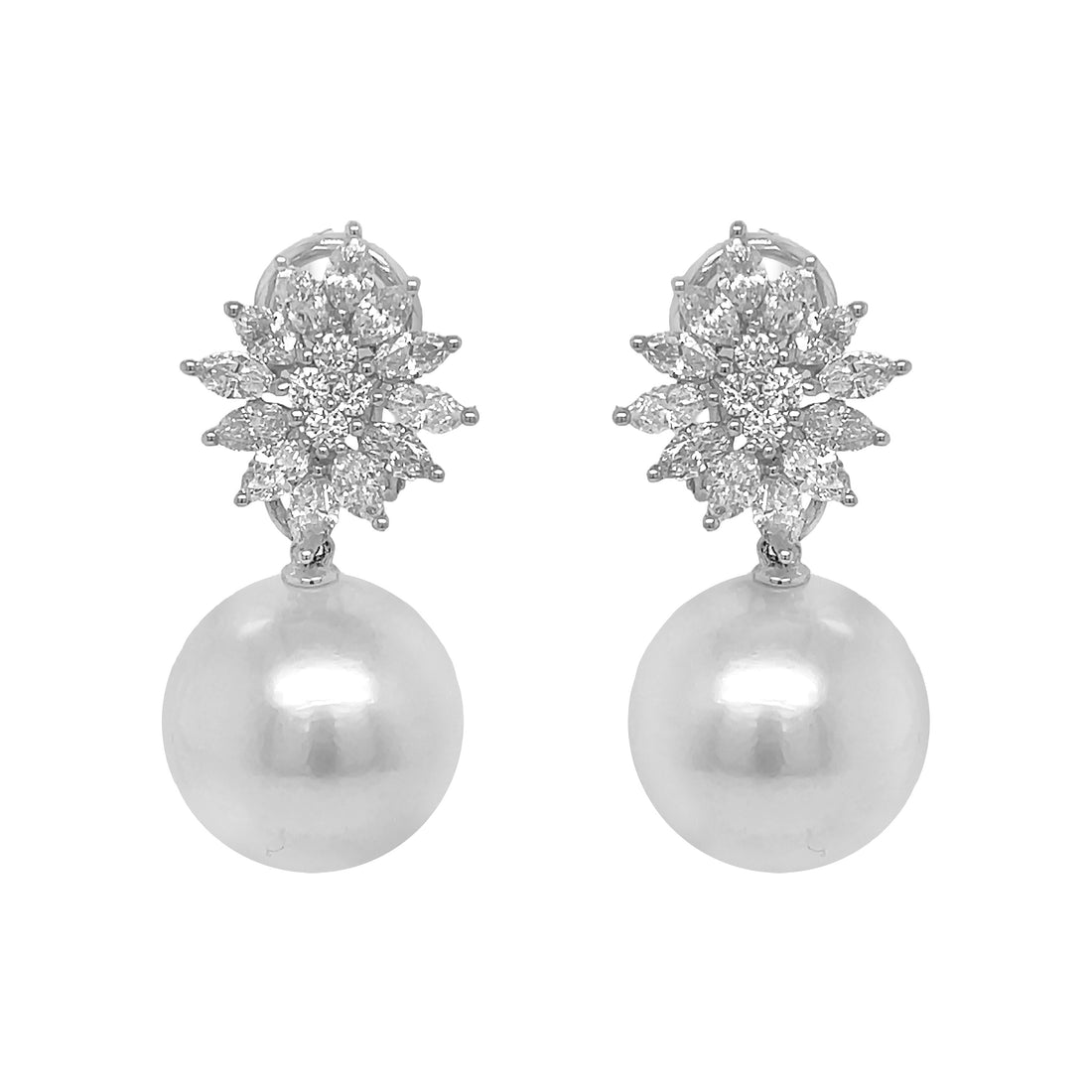 18kt White Gold Diamond and Pearl Earrings