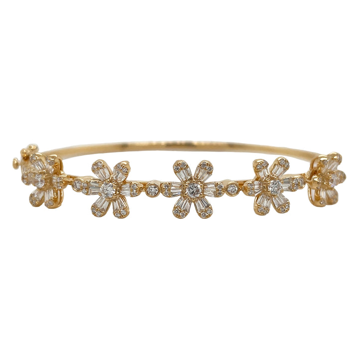 18kt Yellow Gold Diamond Flower Bangle