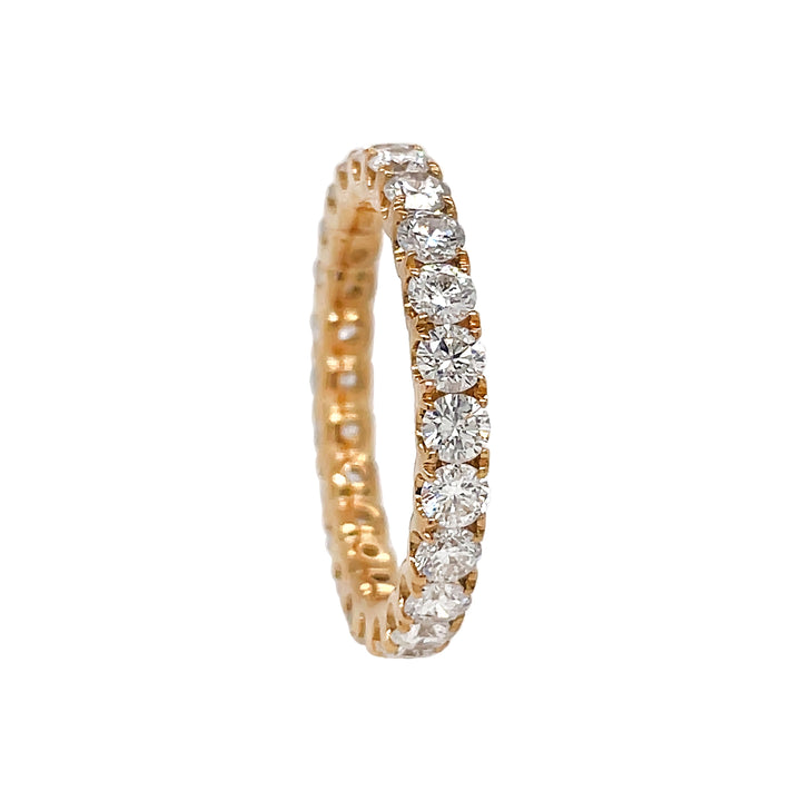 18kt yellow gold diamond band