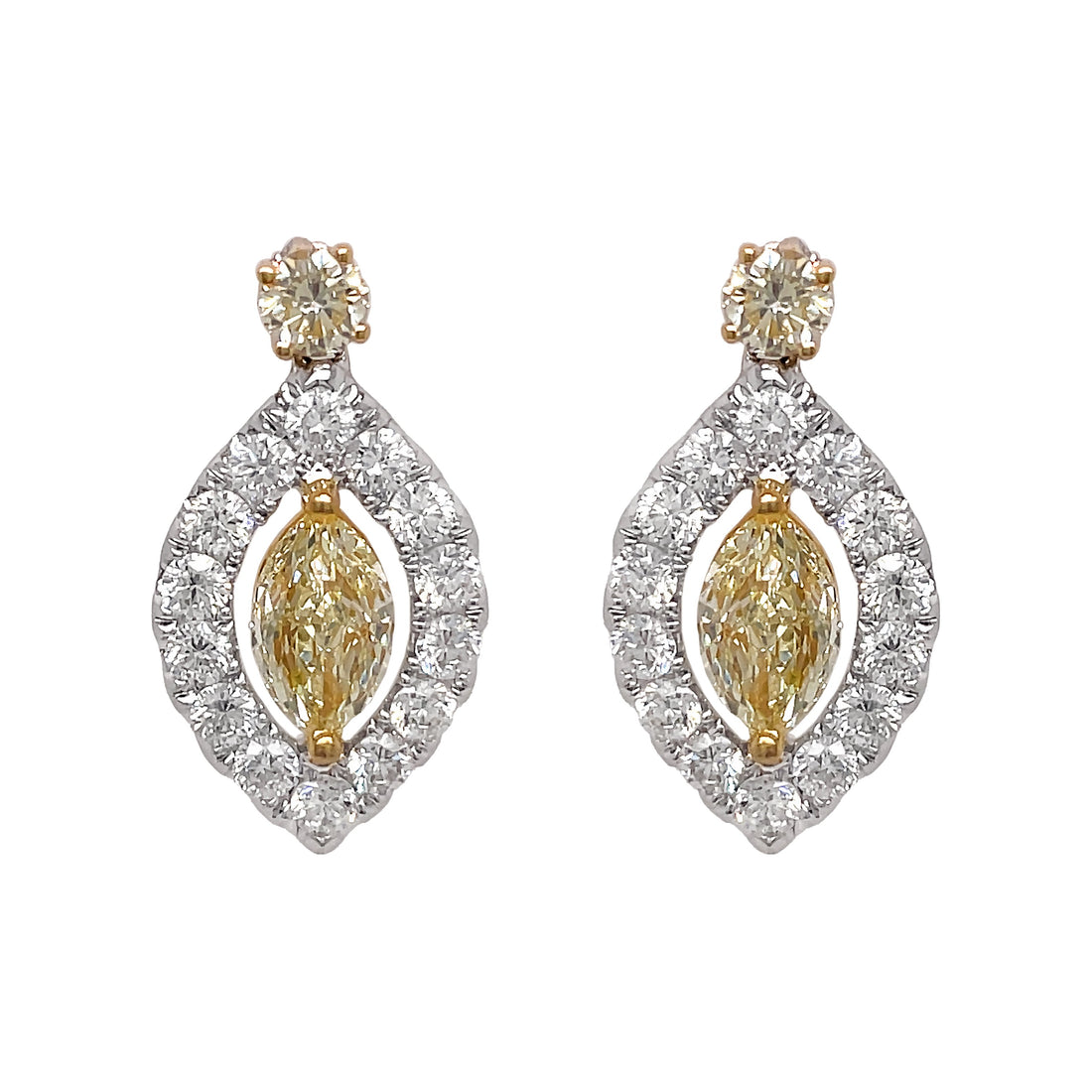 18kt White Gold Diamond Dangling Earrings