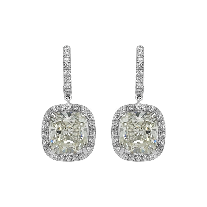 18kt White Gold Diamond Dangling Earrings
