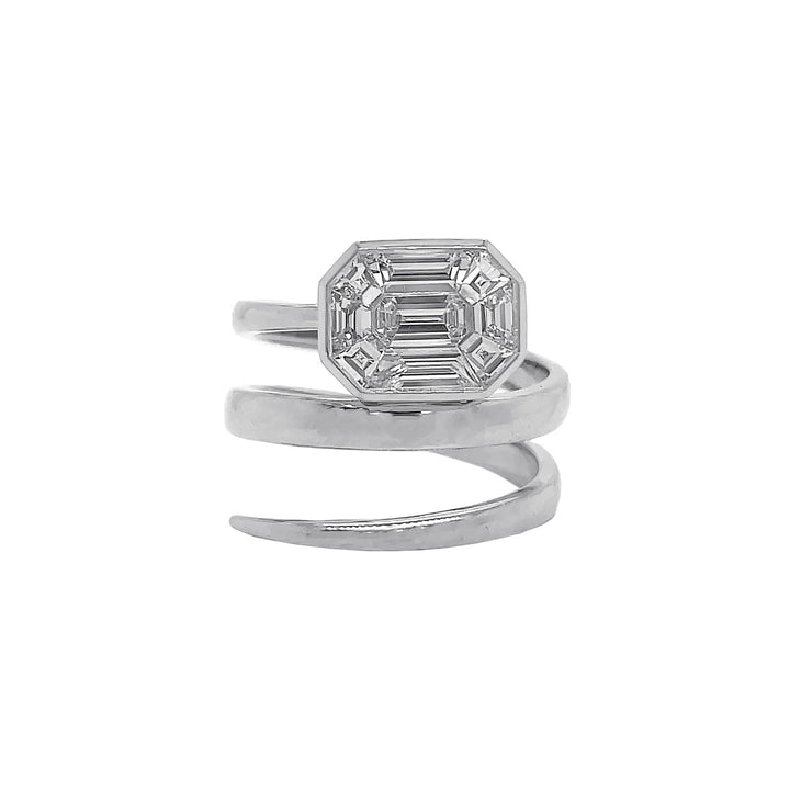 18kt White Gold Diamond Ring