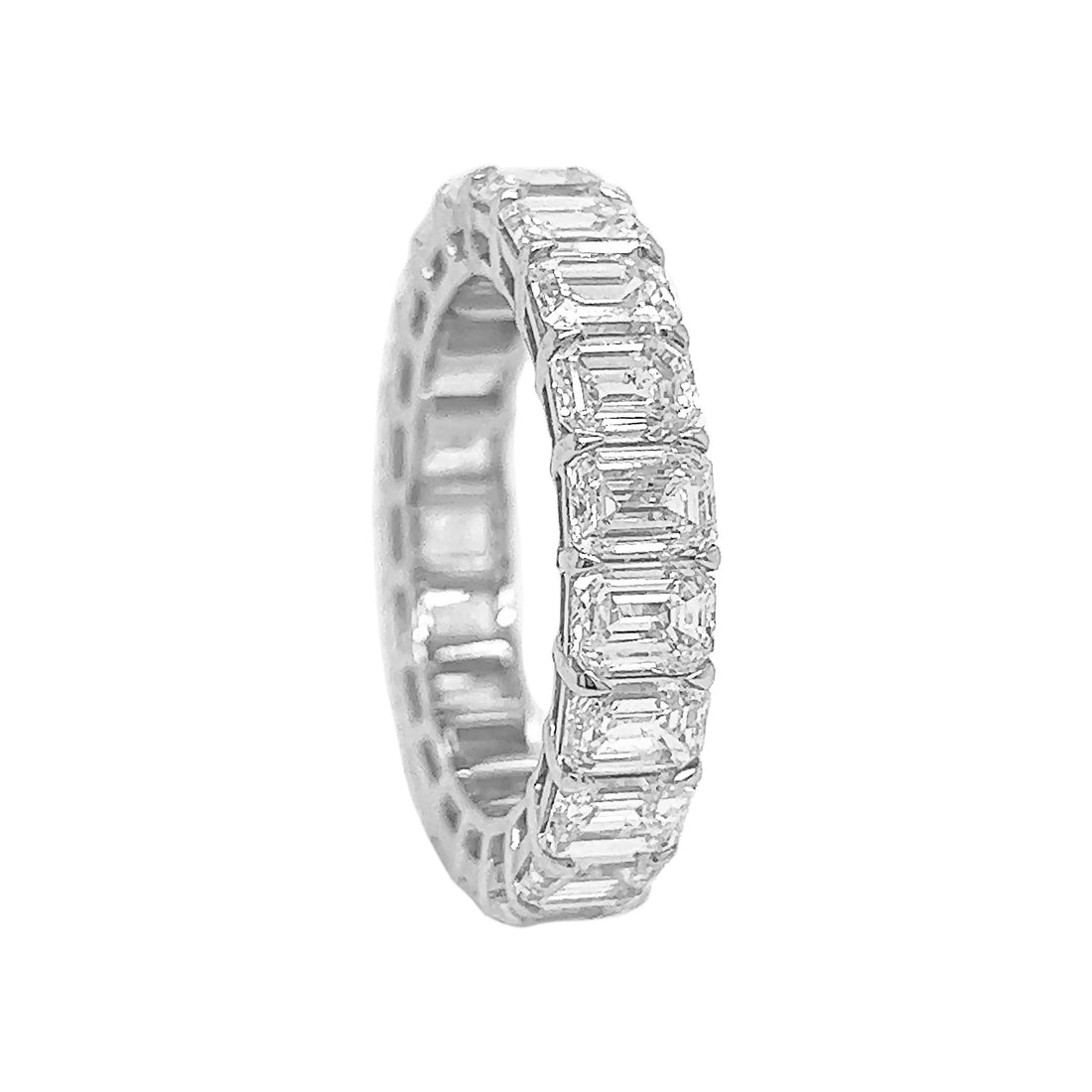 18kt White Gold Diamond Band