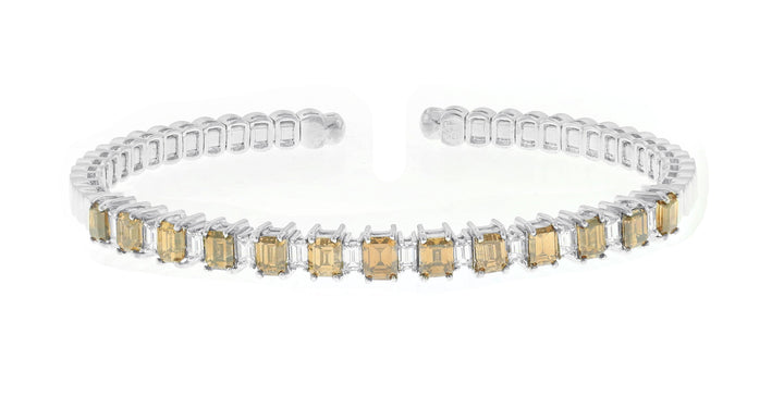 18kt White Gold Champagne Diamond Bangle