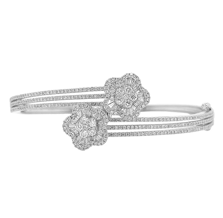 18kt White Gold Diamond Bangle