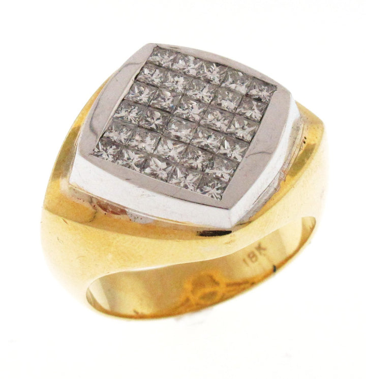 18kt White and Yellow Gold diamond Ring