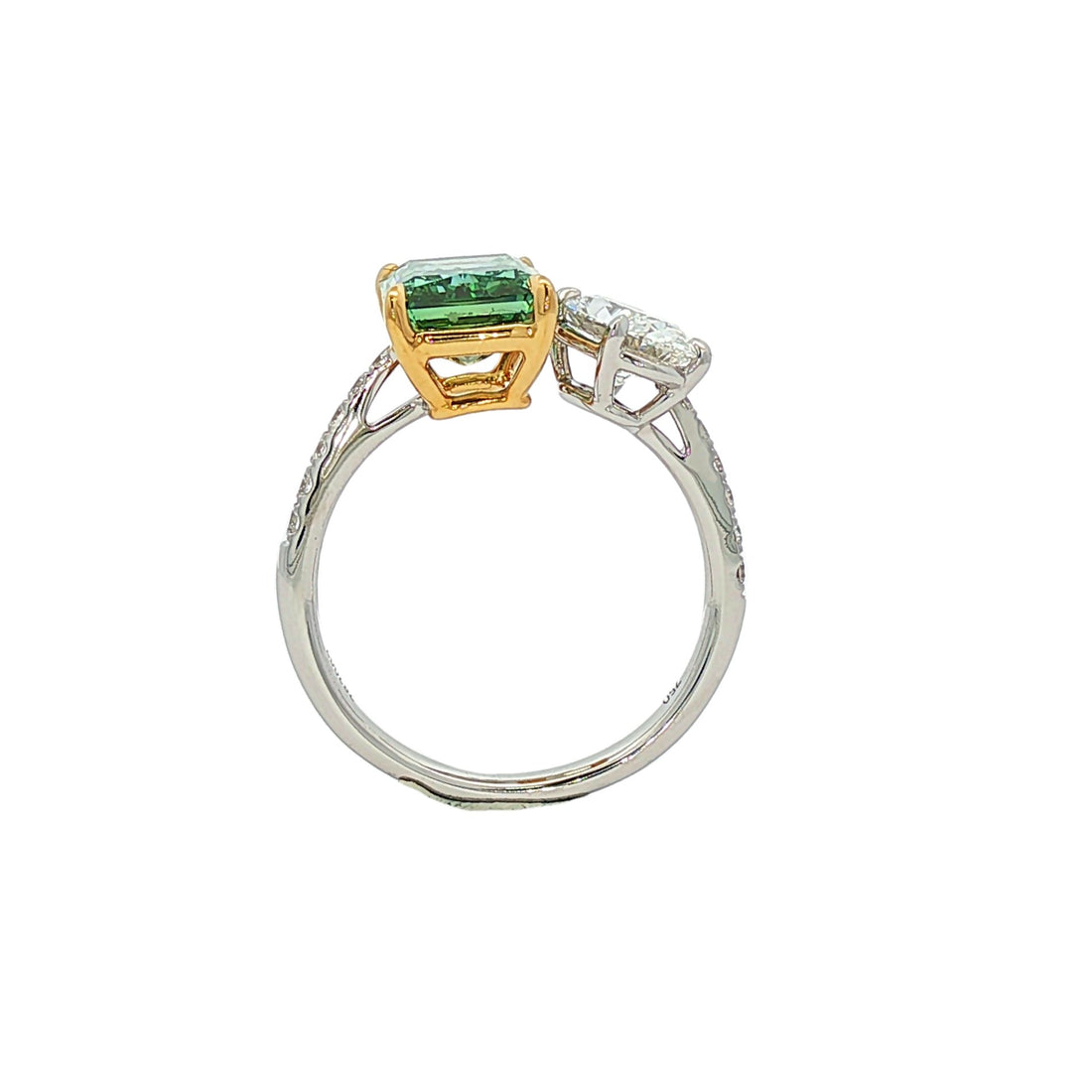 18kt White Gold Lab Diamond Ring