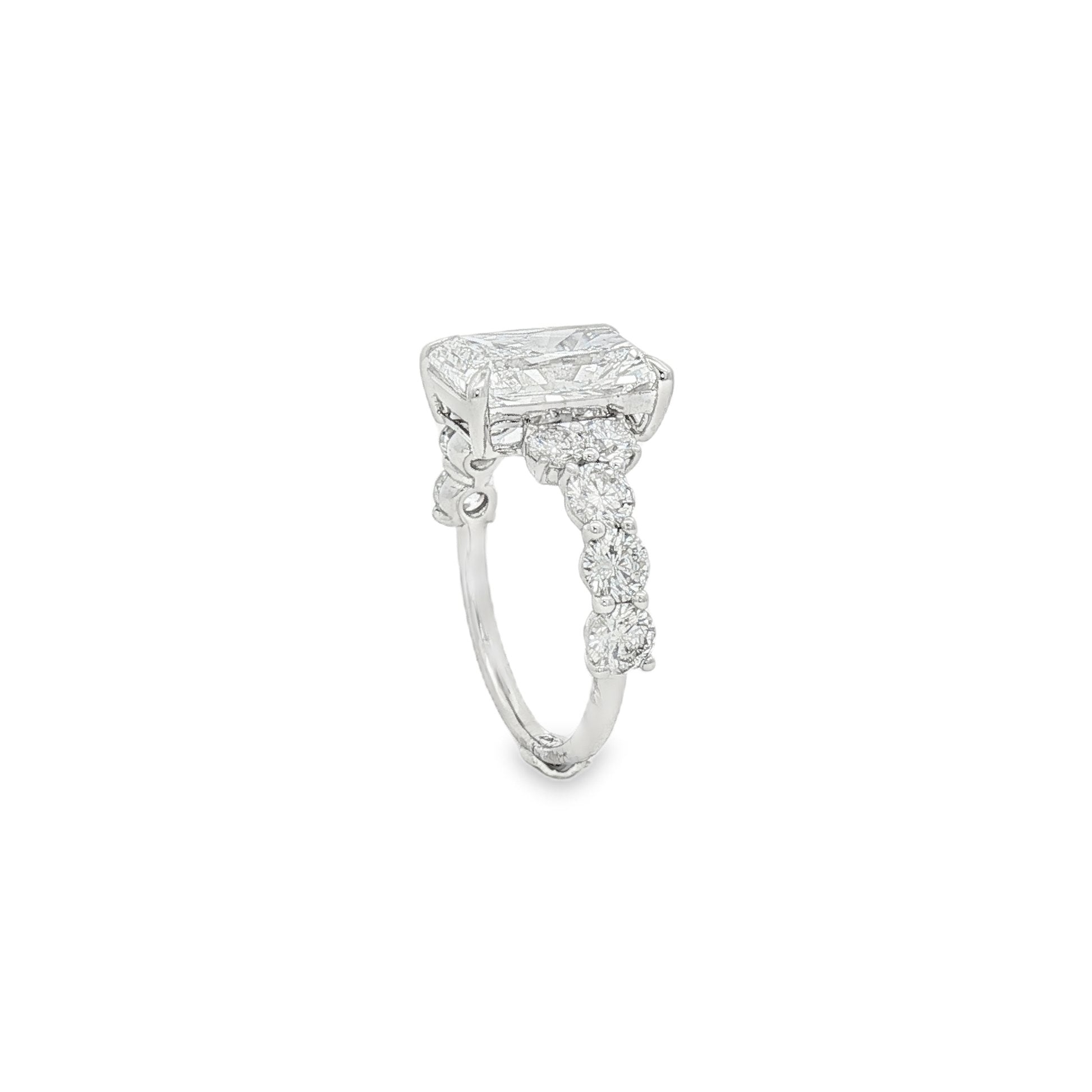 14kt White Gold Lab Diamond Ring