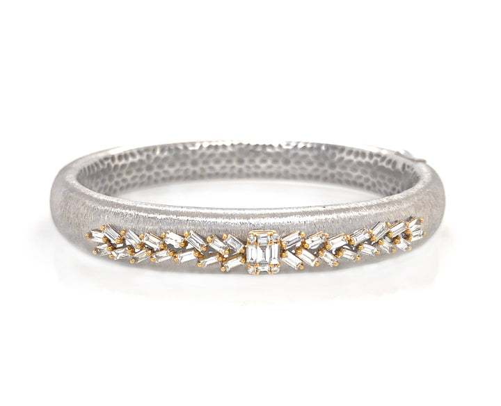 18kt White Gold Diamond Bangle