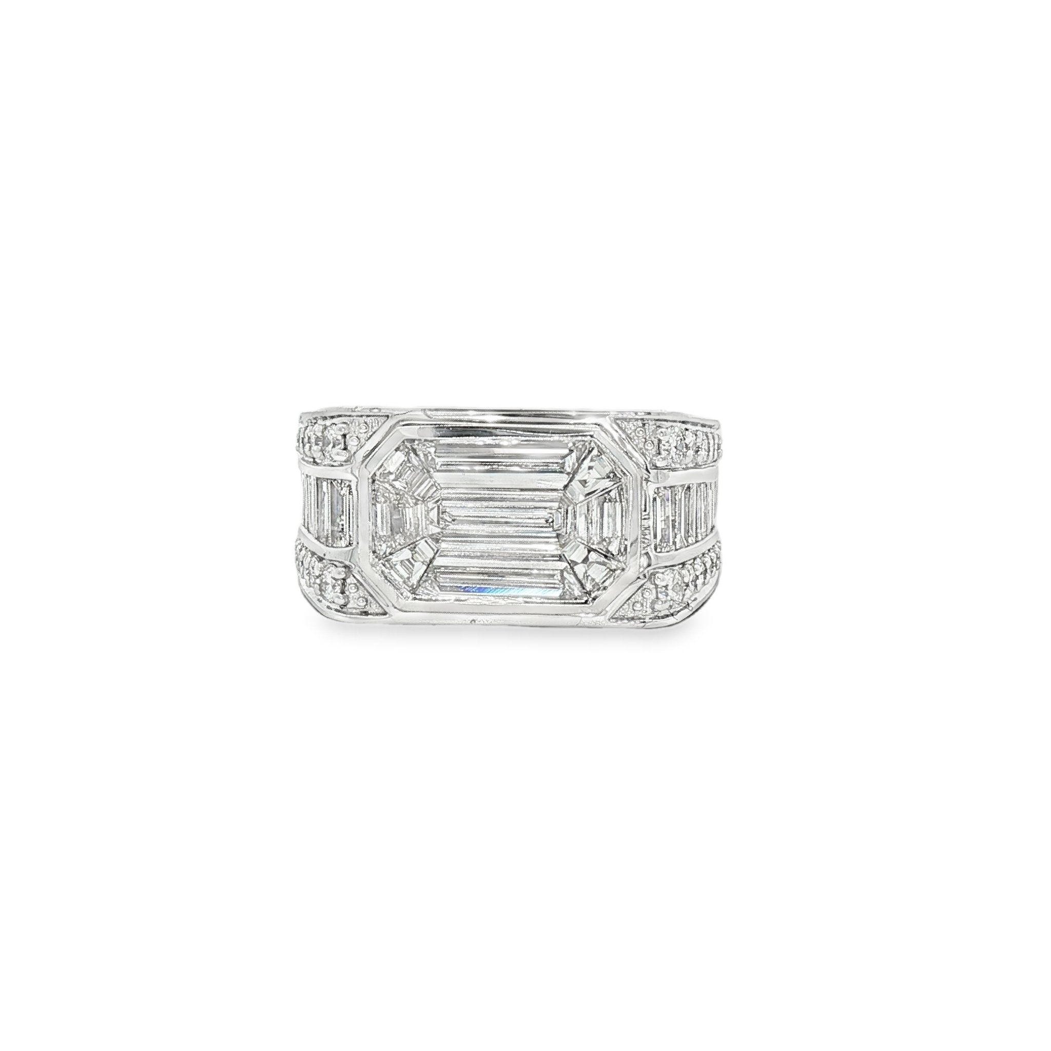 18kt White Gold Diamond Ring