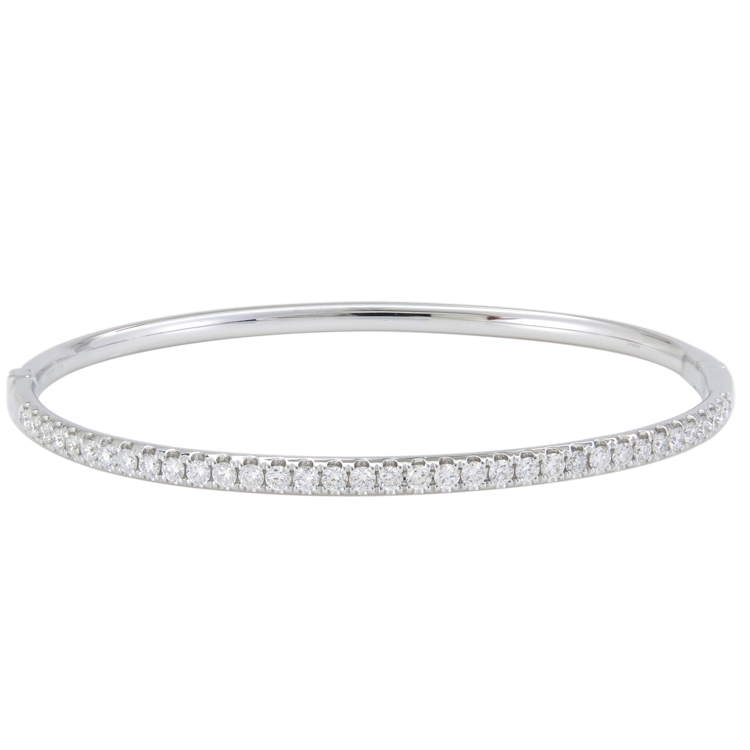 18kt White Gold Diamond Bangle