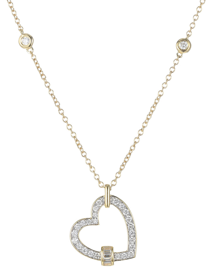 18kt Yellow Gold Diamond Heart Shaped Pendant
