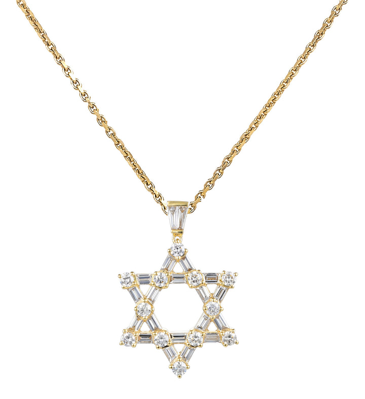 18kt Yellow Gold Diamond Pendant