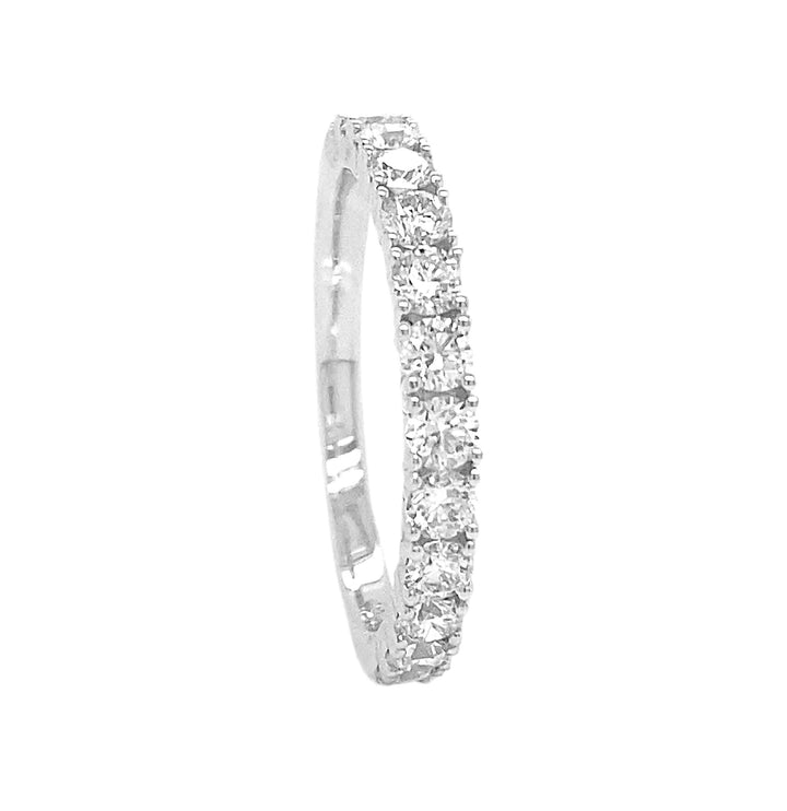 18kt White Gold Diamond Band