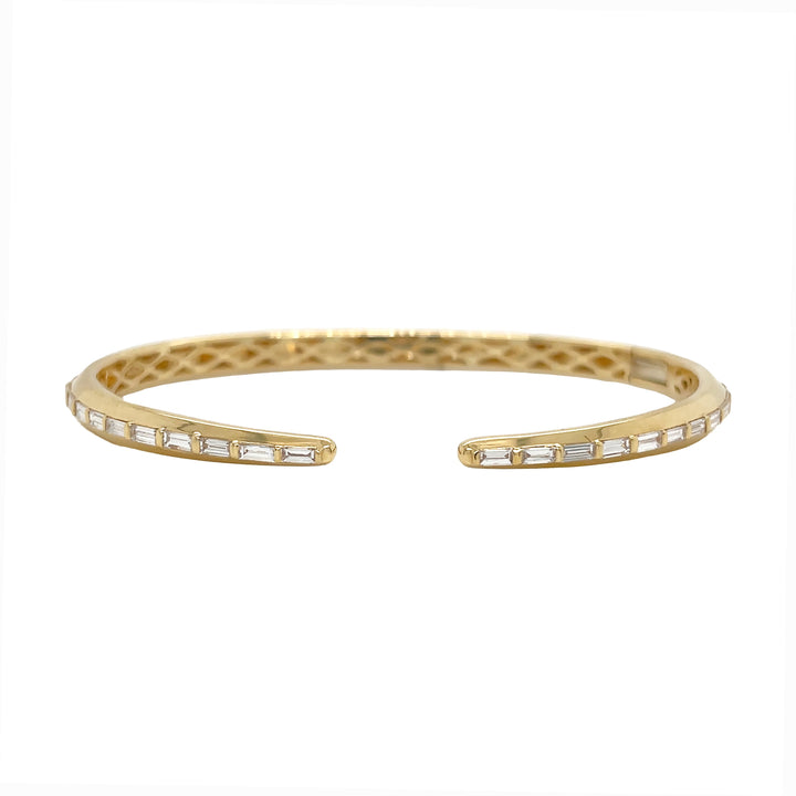 18kt Yellow Gold Diamond Bangle