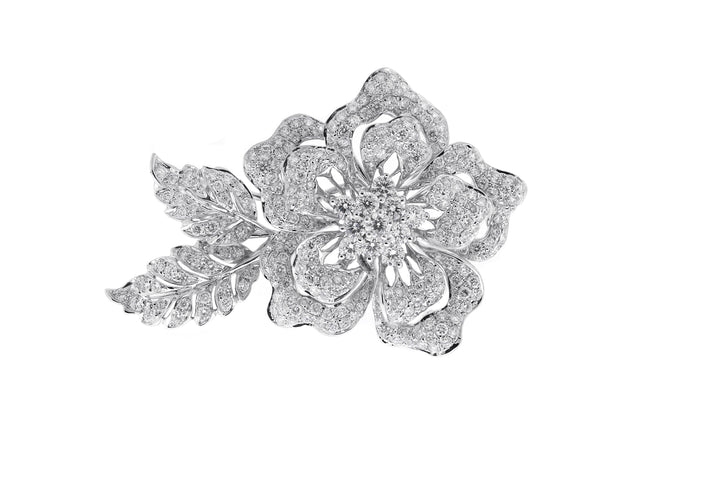 18kt White Gold Diamond Flower Pin