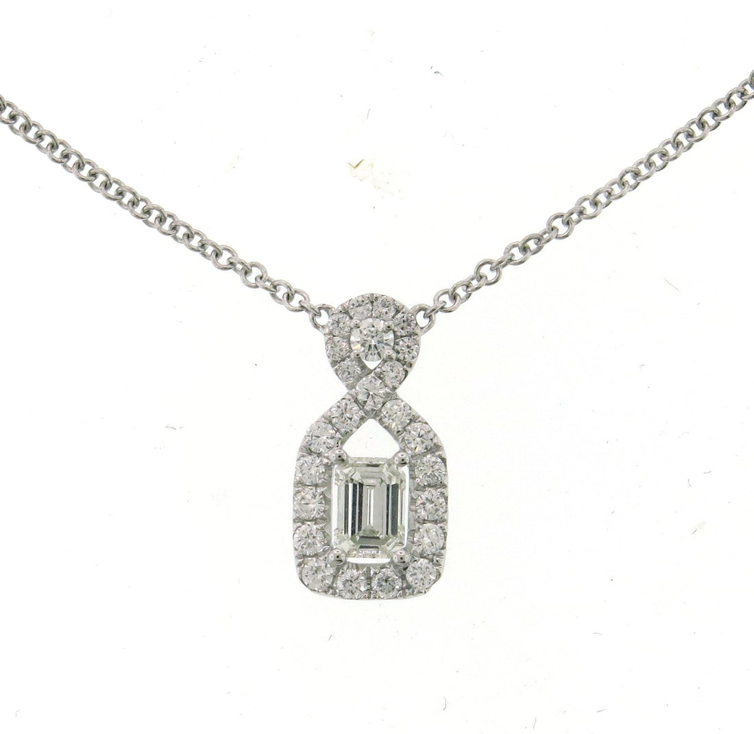 18kt White Gold Diamond Pendant
