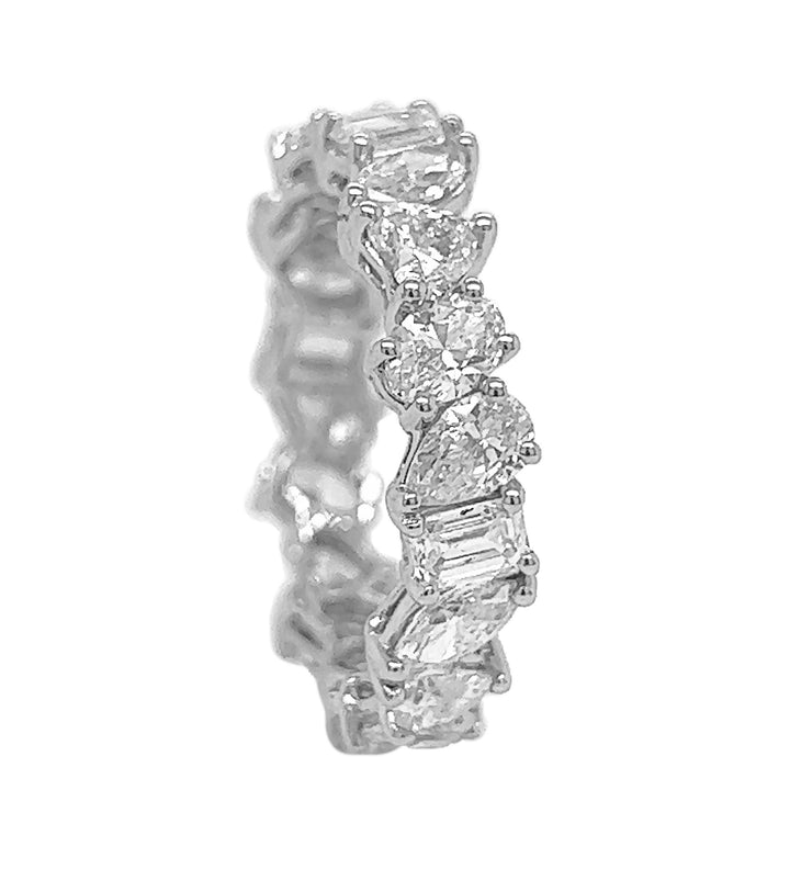 18kt White Gold Diamond Band