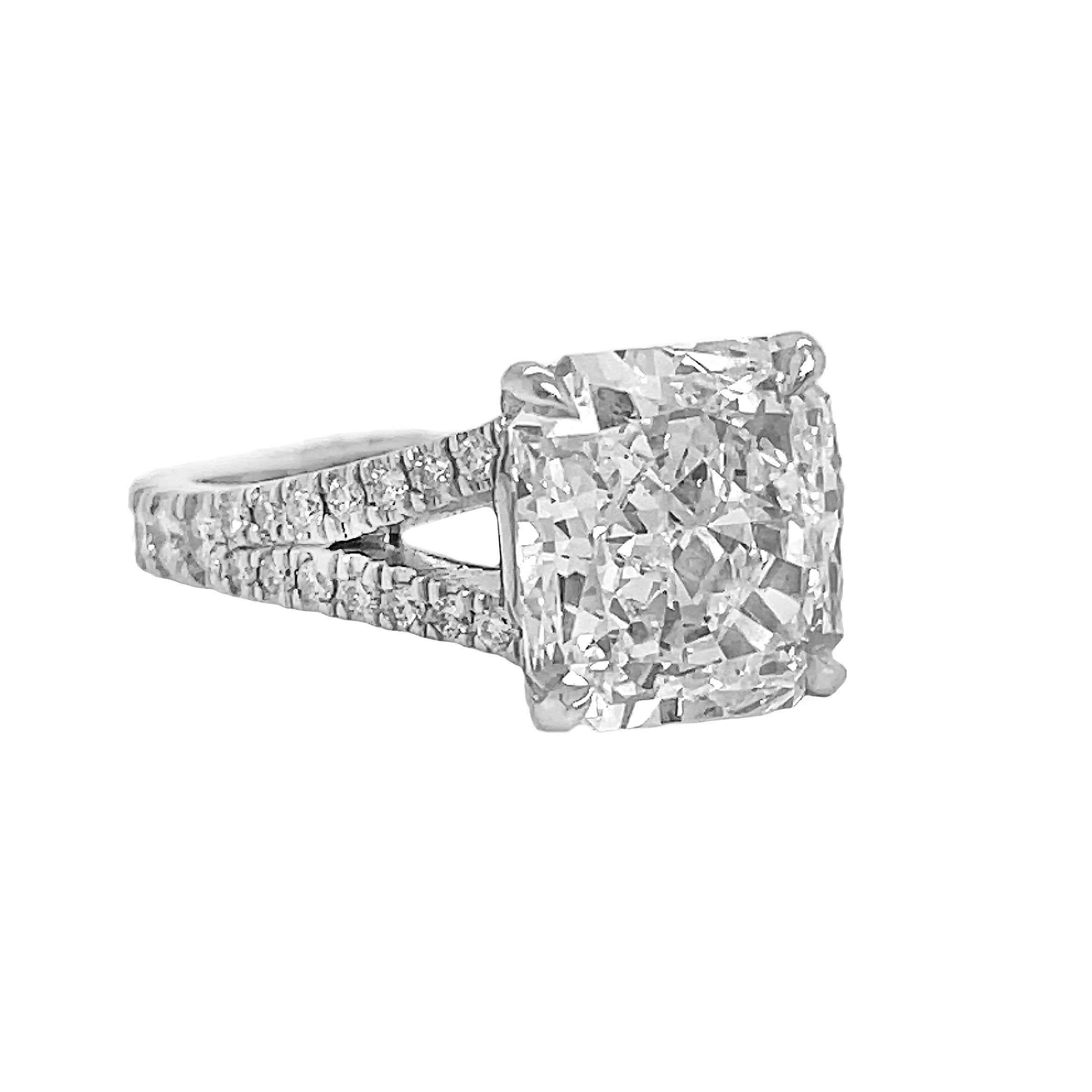 18kt White Gold Diamond Semi-mount