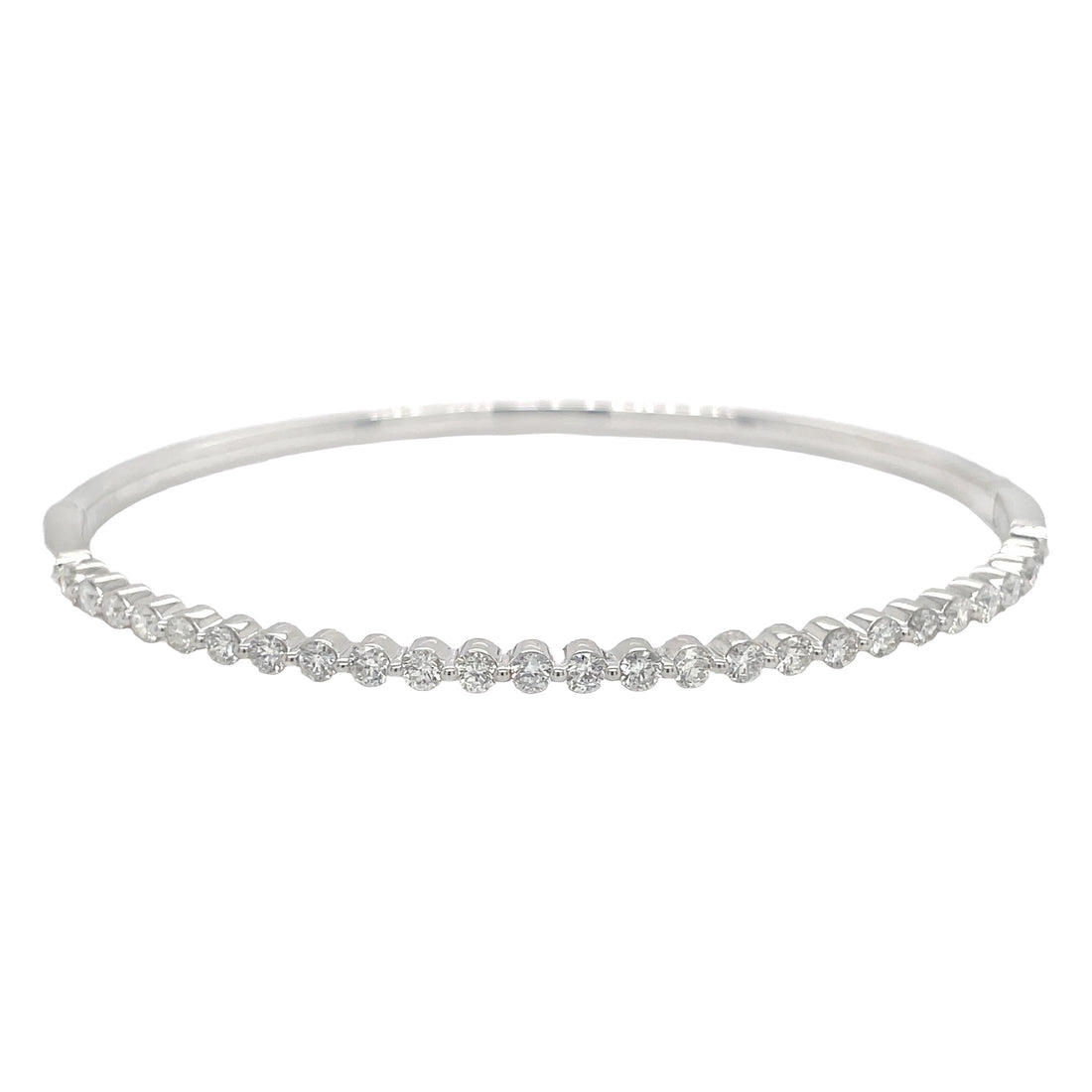 18kt White Gold Diamond Bangle