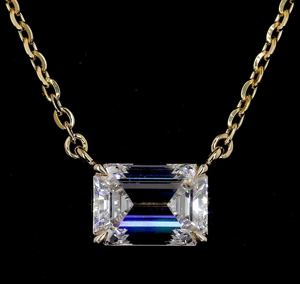 14kt Yellow Gold Lab Diamond Pendant