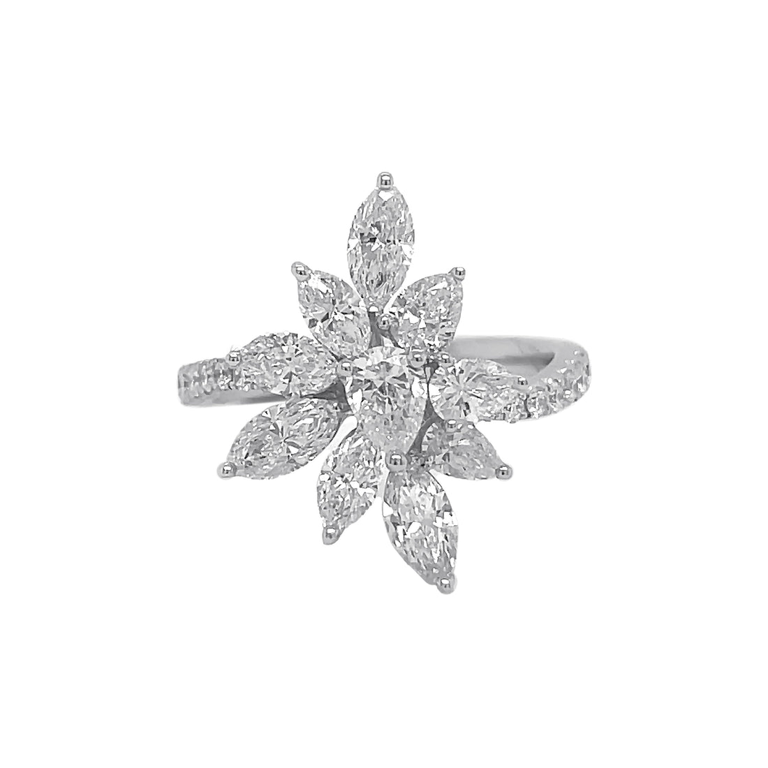 18kt White Gold Diamond Ring