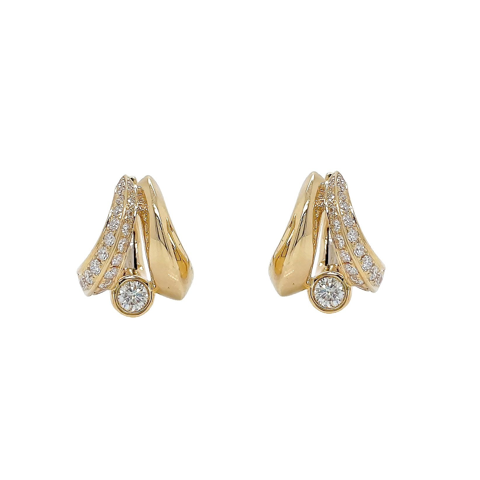 18kt Yellow Gold Diamond Earring