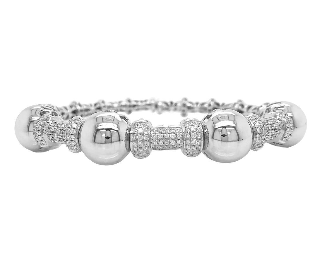 18kt White Gold Diamond Bangle