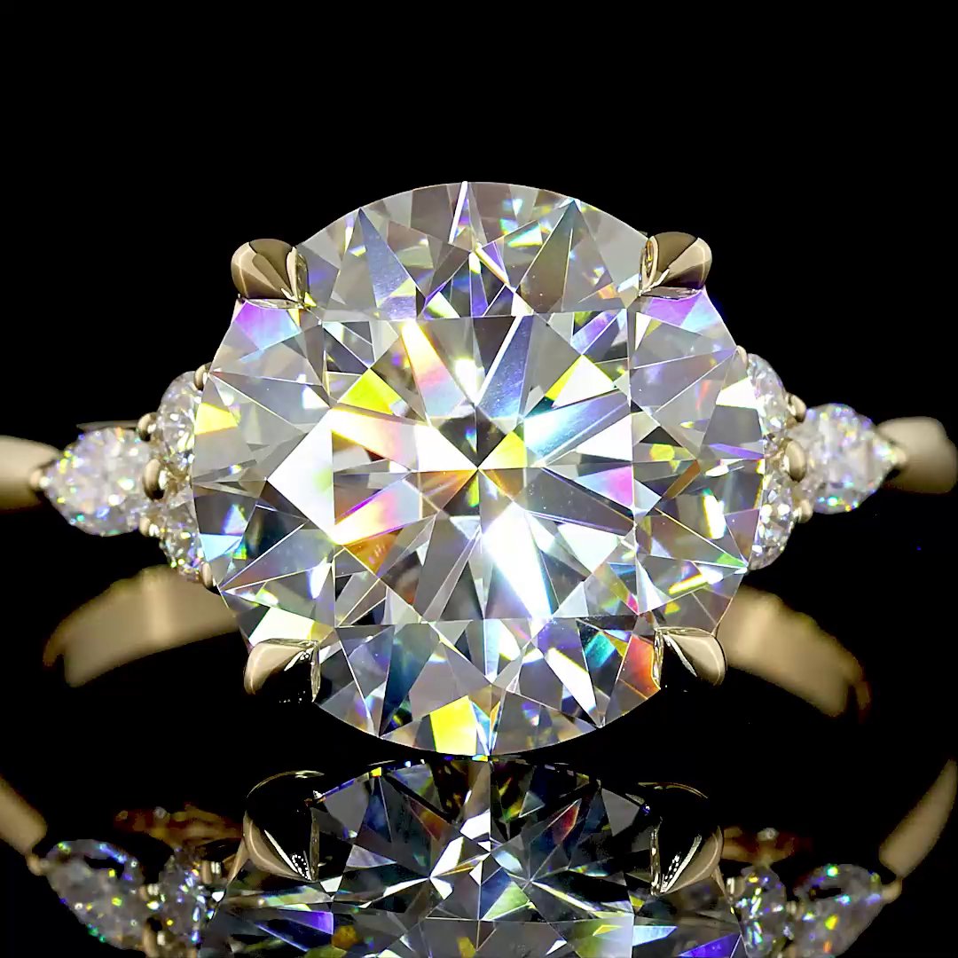 14kt Yellow Gold Lab Diamond Ring