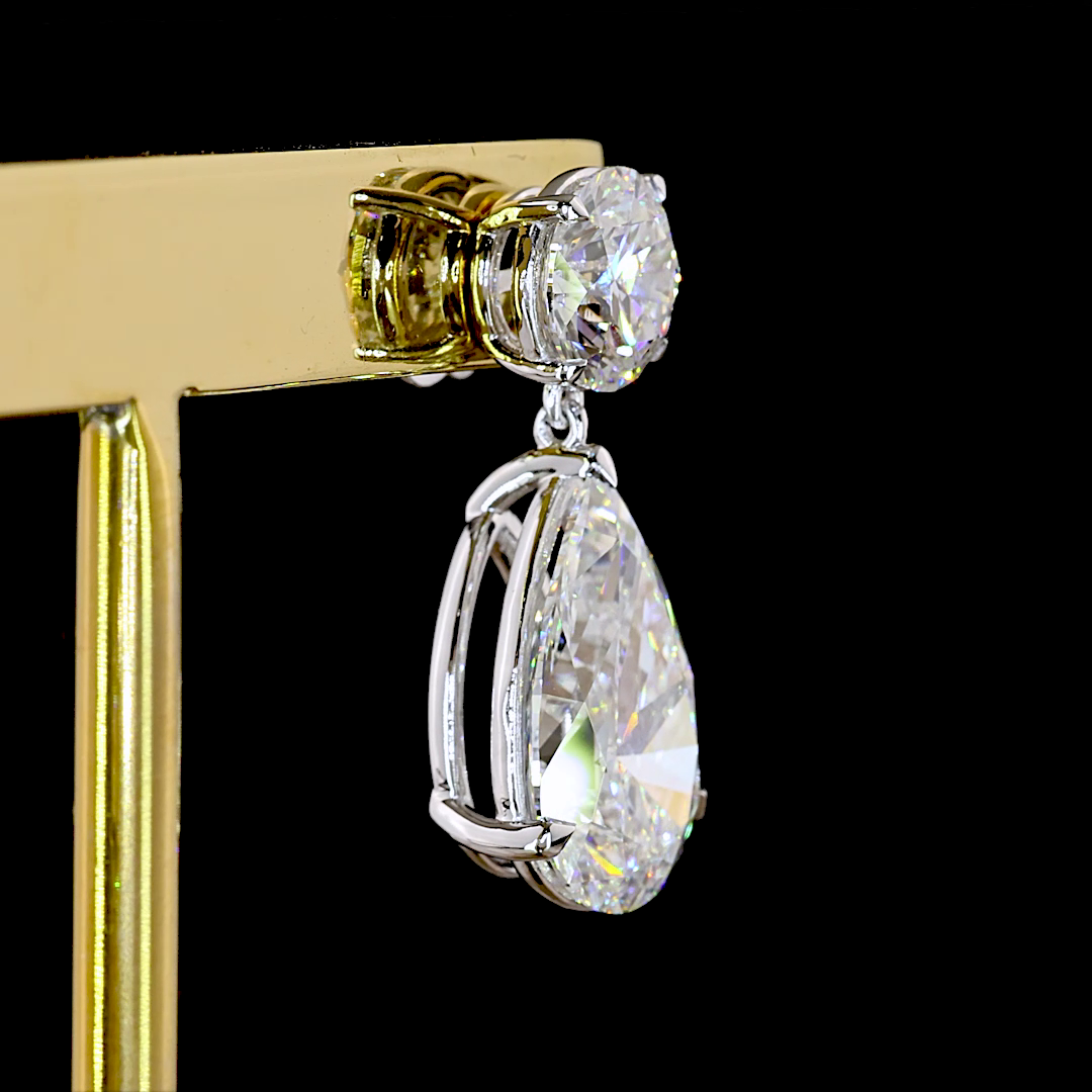 14kt White Gold Lab Diamond Earring