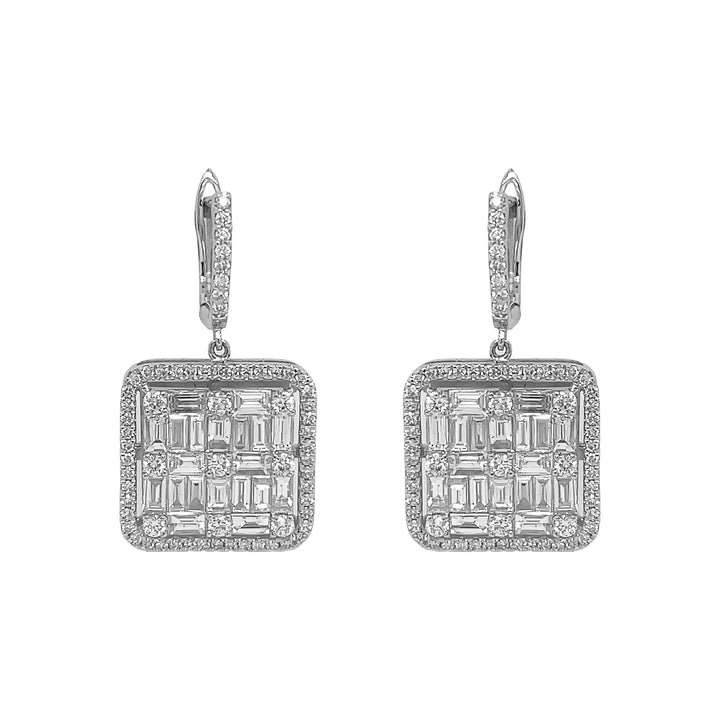 18kt White Gold Diamond Dangling Earrings