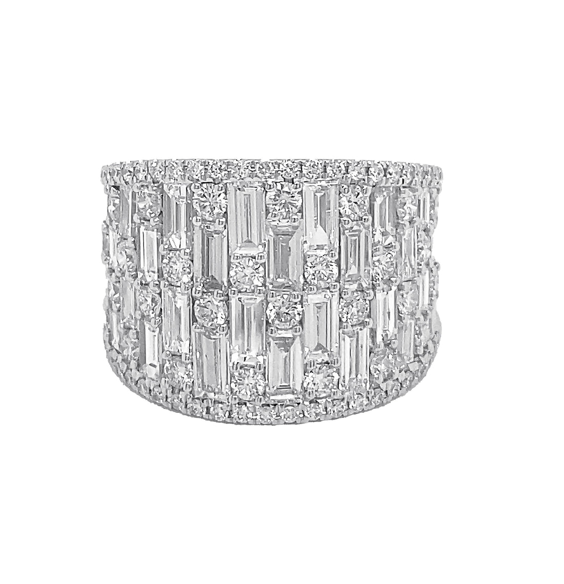 18kt White Gold Diamond Ring